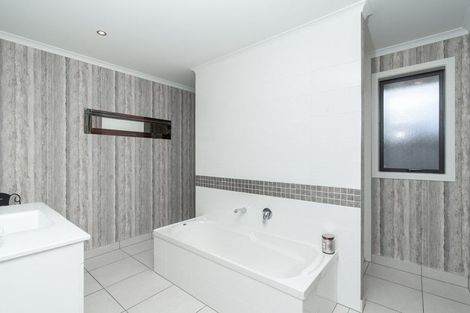 Photo of property in 6 Kentwood Place, Flagstaff, Hamilton, 3210