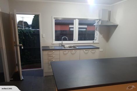 Photo of property in 1/16 Cambridge Road, Manurewa, Auckland, 2102
