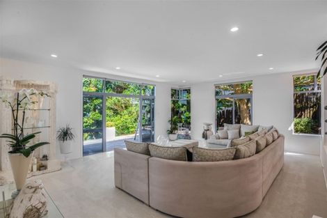 Photo of property in 7 Gigi Place, Conifer Grove, Takanini, 2112