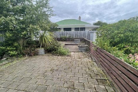 Photo of property in 115 Macandrew Road, South Dunedin, Dunedin, 9012
