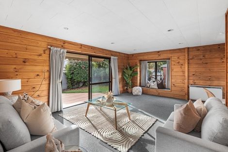 Photo of property in 2/68 Hei Hei Road, Hei Hei, Christchurch, 8042