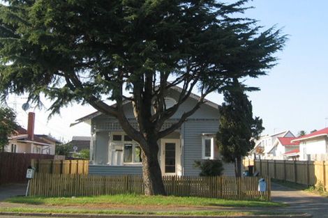 Photo of property in 83 Luke Street, Otahuhu, Auckland, 1062