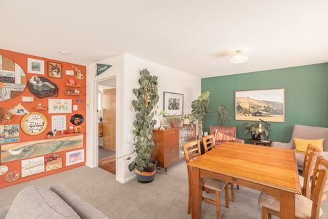 Photo of property in 6 Laing Crescent, Heathcote Valley, Christchurch, 8022