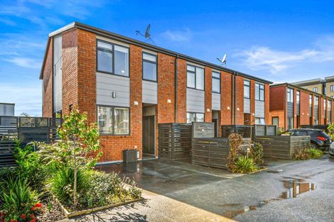 Photo of property in 52 Walter Merton Road, Hobsonville, Auckland, 0616