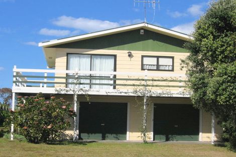 Photo of property in 106 Hauturu Street, Whangamata, 3620