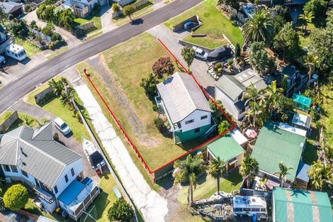 Photo of property in 209 Tirohanga Drive, Whangamata, 3620