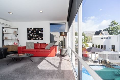 Photo of property in 169a Lake Crescent, Hamilton Lake, Hamilton, 3204