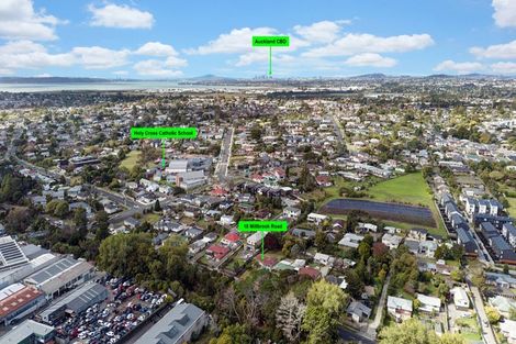 Photo of property in 18 Millbrook Road, Henderson, Auckland, 0612