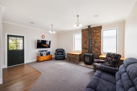 Photo of property in 121/123 High Street, Bulls, 4818