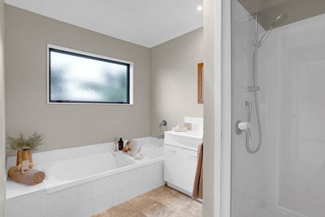 Photo of property in 84c Hillcrest Road, Hillcrest, Hamilton, 3216