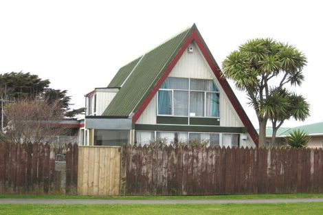 Photo of property in 66a Polson Street, Castlecliff, Whanganui, 4501