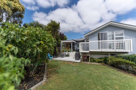 Photo of property in 38 Lynmore Drive, Hillpark, Auckland, 2102