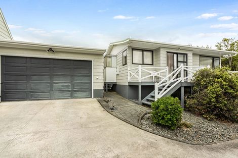 Photo of property in 14a Chablis Place, Henderson, Auckland, 0612