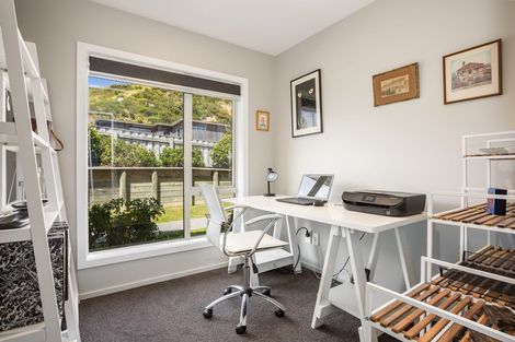 Photo of property in 2 Pacific View, Whitby, Porirua, 5024