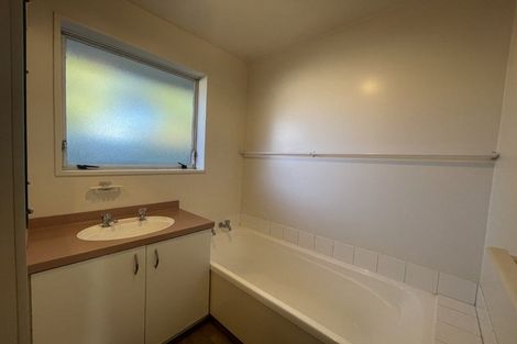 Photo of property in 2/42 Division Street, Riccarton, Christchurch, 8041