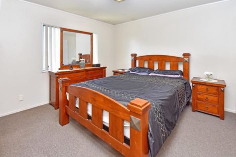 Photo of property in 518 Great South Road, Rosehill, Papakura, 2113