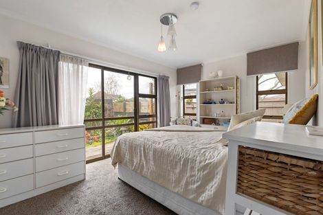Photo of property in 33 Aintree Crescent, Awapuni, Palmerston North, 4412