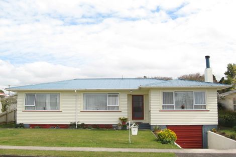 Photo of property in 37 Fabian Street, Stratford, 4332