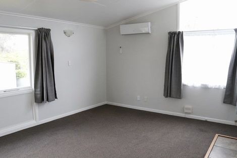 Photo of property in 18 Murch Place, Tawhero, Whanganui, 4500