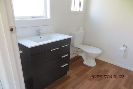 Photo of property in 2/11 Felton Mathew Avenue, St Johns, Auckland, 1072