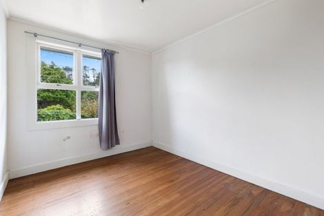 Photo of property in 44 Pine Avenue, Henderson, Auckland, 0612