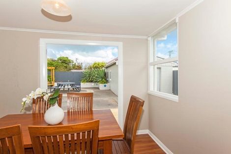 Photo of property in 44 Adelaide Street, Petone, Lower Hutt, 5012