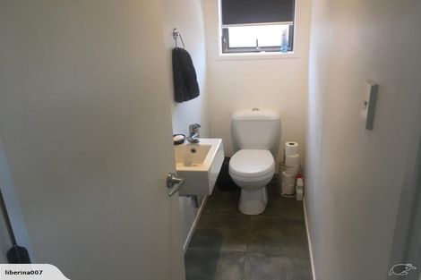 Photo of property in 15 Chislehurst Street, Henderson, Auckland, 0612