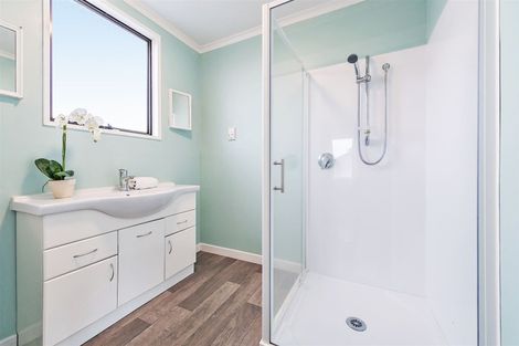 Photo of property in 2/47 Strowan Road, Strowan, Christchurch, 8052