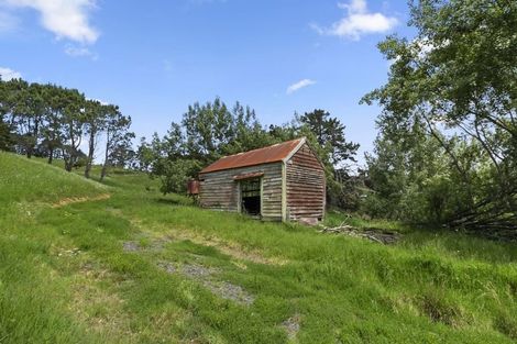 Photo of property in 863 Weranui Road, Wainui, 0994