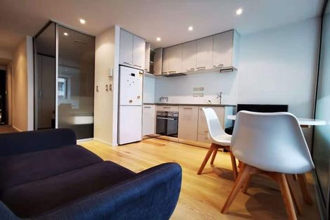 Photo of property in Queen's Residences, 704/8 Airedale Street, Auckland Central, Auckland, 1010