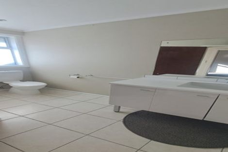 Photo of property in 5 Mulberry Street, Maungaraki, Lower Hutt, 5010