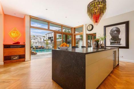 Photo of property in 111 Brougham Street, Mount Victoria, Wellington, 6011