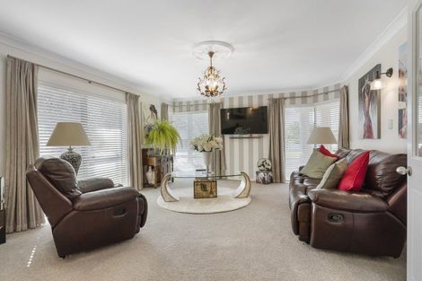 Photo of property in 15 Montego Drive, Papamoa Beach, Papamoa, 3118