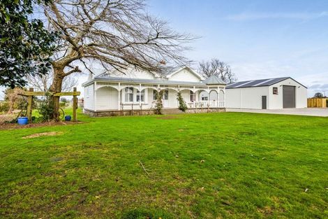 Photo of property in 76 Turuturu Road, Hawera, 4674