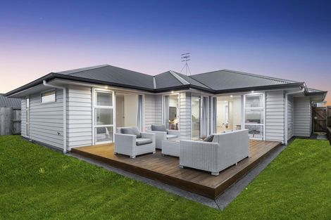 Photo of property in 24 Penetaka Heights, Pyes Pa, Tauranga, 3112