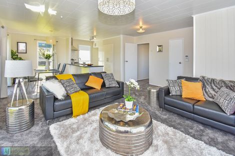 Photo of property in 4 Agar Place, Favona, Auckland, 2024