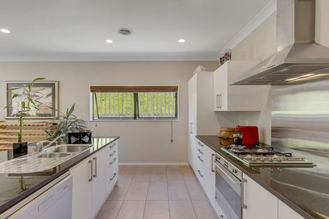 Photo of property in 3 Didsbury Grove, Churton Park, Wellington, 6037
