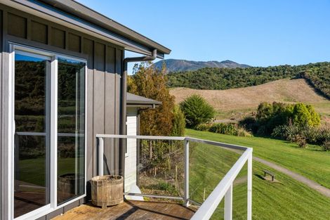 Photo of property in 3a Rohe Drive, Waikawa, Picton, 7220