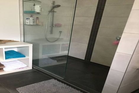 Photo of property in 16 Gerontius Glade, Torbay, Auckland, 0630