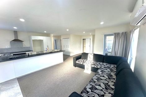 Photo of property in 132 Gloucester Road, Manurewa, Auckland, 2102