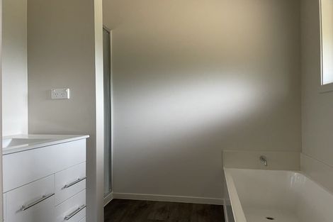 Photo of property in 30 Hill Street, Hikurangi, 0114