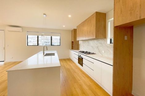 Photo of property in 20 Baumea Rise, Massey, Auckland, 0614