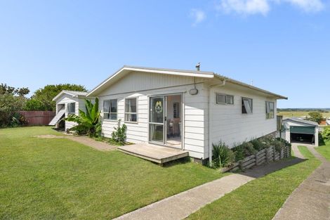 Photo of property in 16 Costello Crescent, Pukehina, Te Puke, 3189