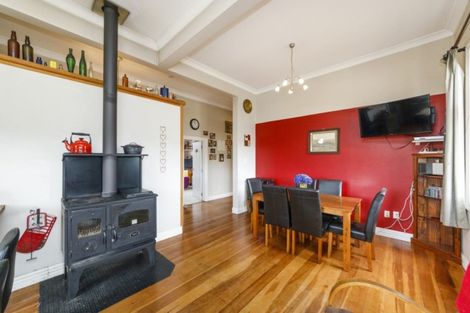 Photo of property in 50 London Street, Kimbolton, Feilding, 4777