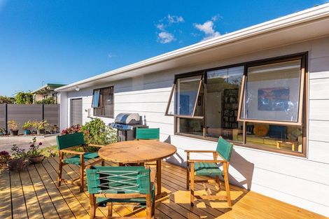 Photo of property in 9b Kanawa Street, Waikanae, 5036