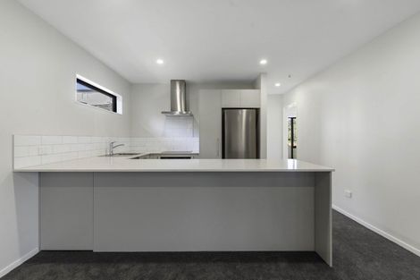 Photo of property in 41 Kingdale Road, Henderson, Auckland, 0610