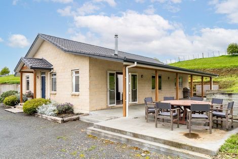 Photo of property in 28 Wrights Road, Raglan, 3295