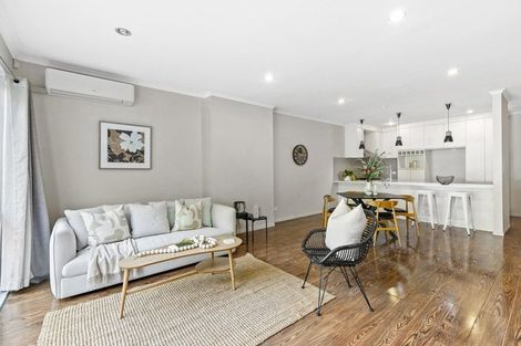 Photo of property in 11 Kauri Drive, Takanini, 2112