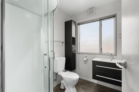 Photo of property in 31 Brockhall Lane, Avonhead, Christchurch, 8042