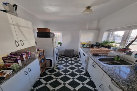 Photo of property in 82 Majoribanks Street, Mount Victoria, Wellington, 6011